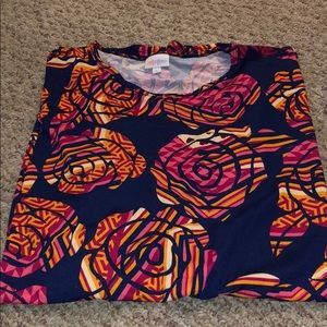 Lularoe top